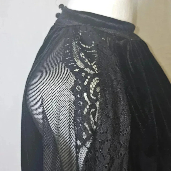 Free People Dream Team Velvet l/ Lace Whimsigoth Black XS Blouse - Picture 4 of 14